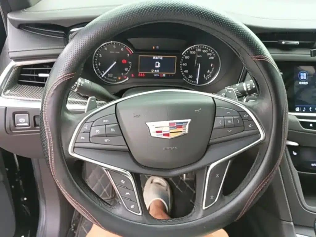 Cadillac XT5 2024 2.0T AWD Luxury (Hummingbird Edition) — миниатюра 11
