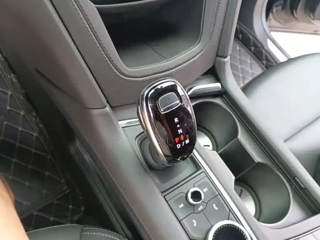 Cadillac XT5 2024 2.0T AWD Luxury (Hummingbird Edition) — миниатюра 14