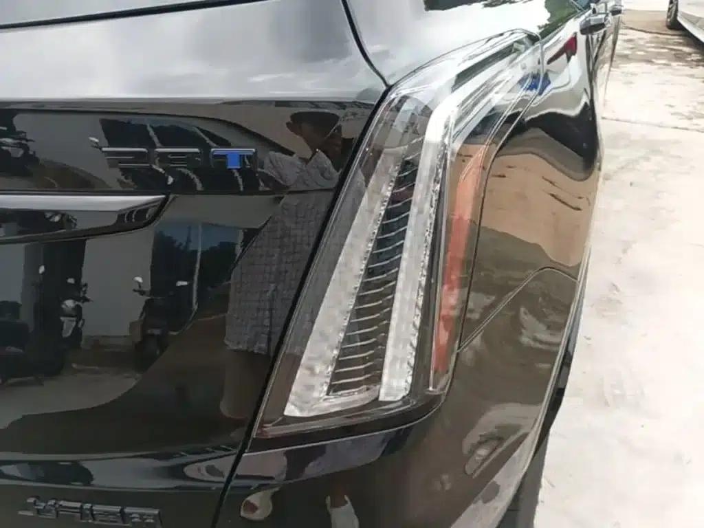 Cadillac XT5 2024 2.0T AWD Luxury (Hummingbird Edition) — миниатюра 8