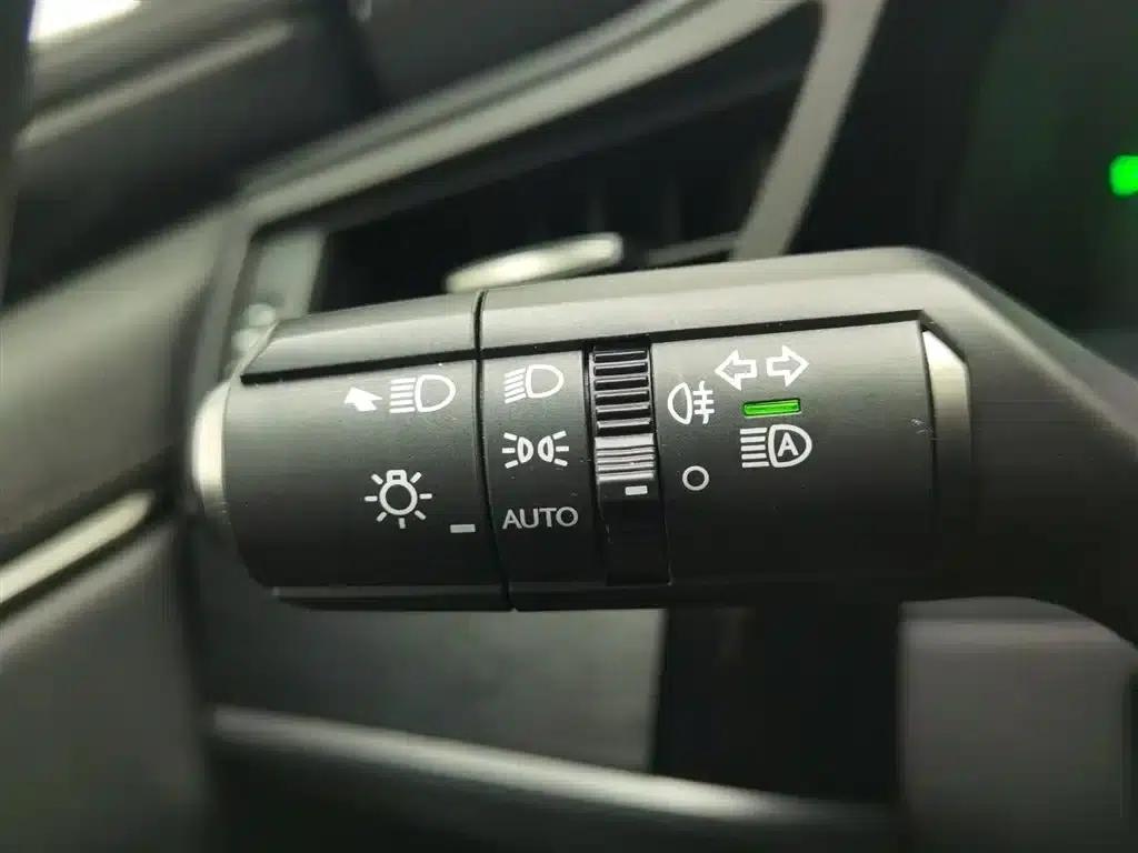 Lexus ES 2021 Model 200 Premium Edition — миниатюра 21