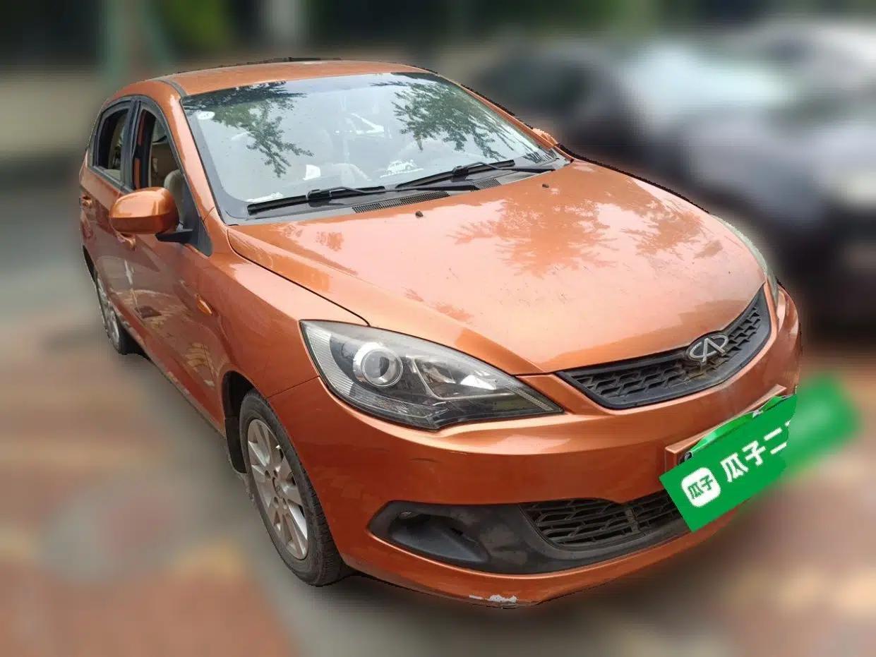 Chery Fengyun 2 2013 Hatchback 1.5L Manual Kuaiyi Edition — миниатюра 3