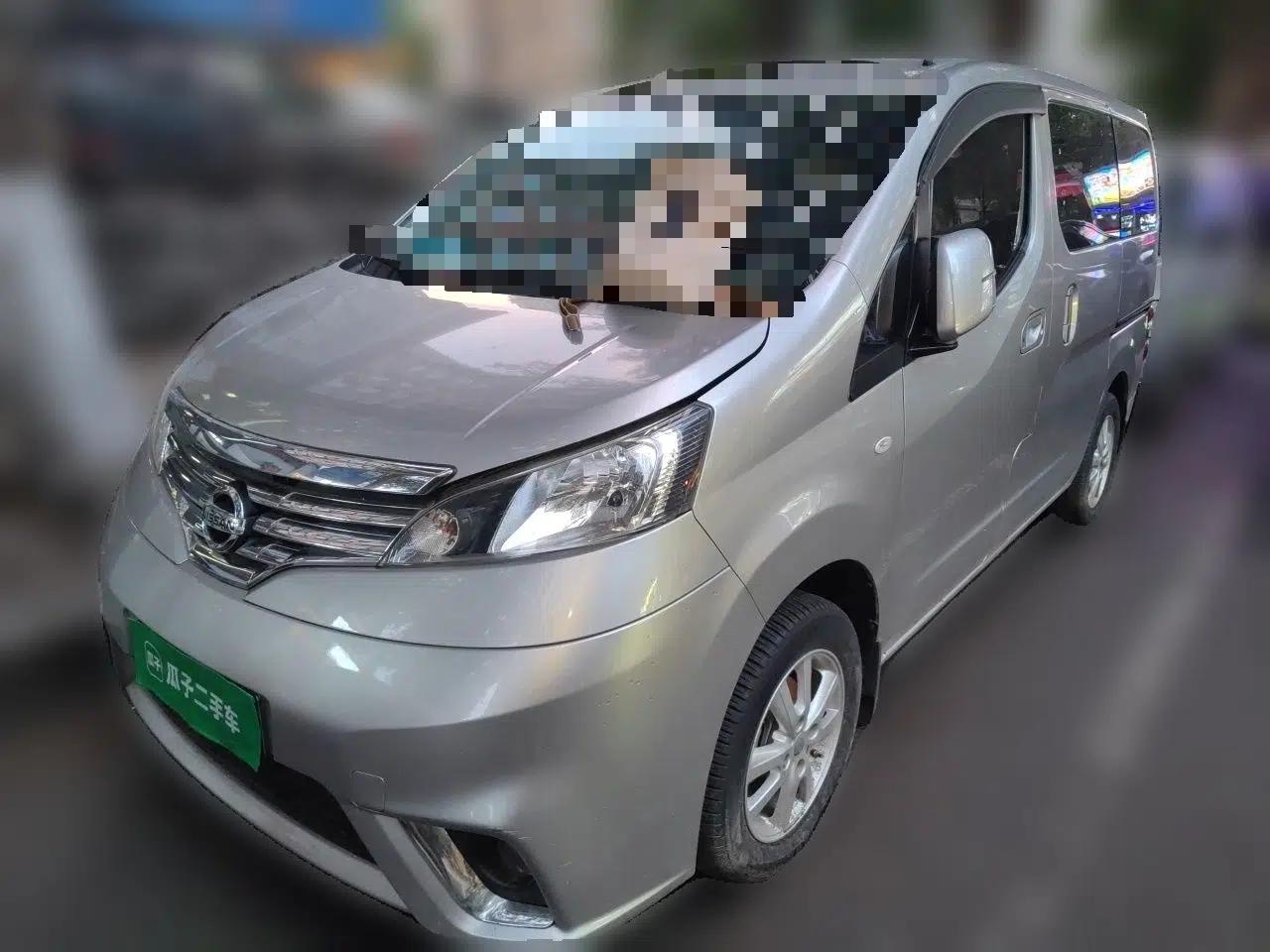 Nissan NV200 2018 1.6L CVT Luxury Model — миниатюра 1