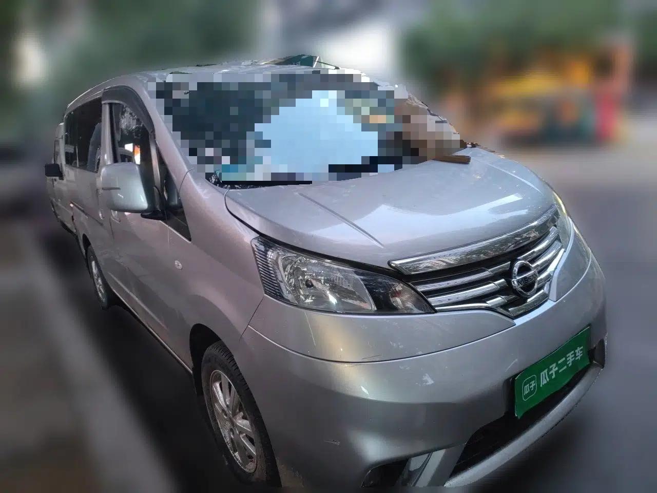 Nissan NV200 2018 1.6L CVT Luxury Model — миниатюра 3