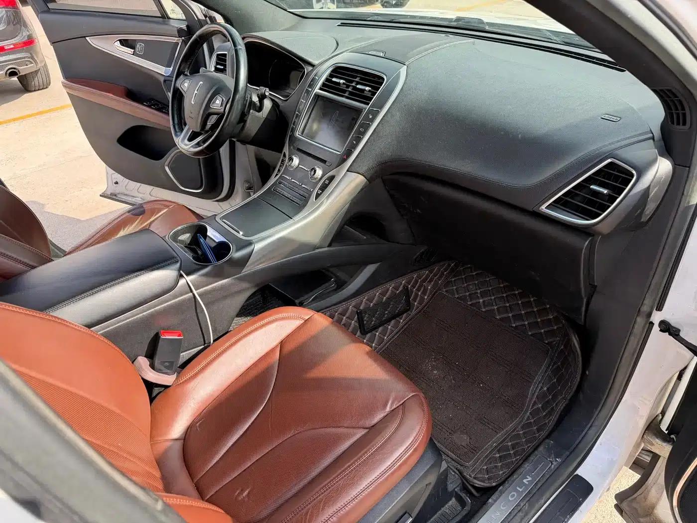 Lincoln MKX 2015 2.7T AWD Premium Edition — миниатюра 4