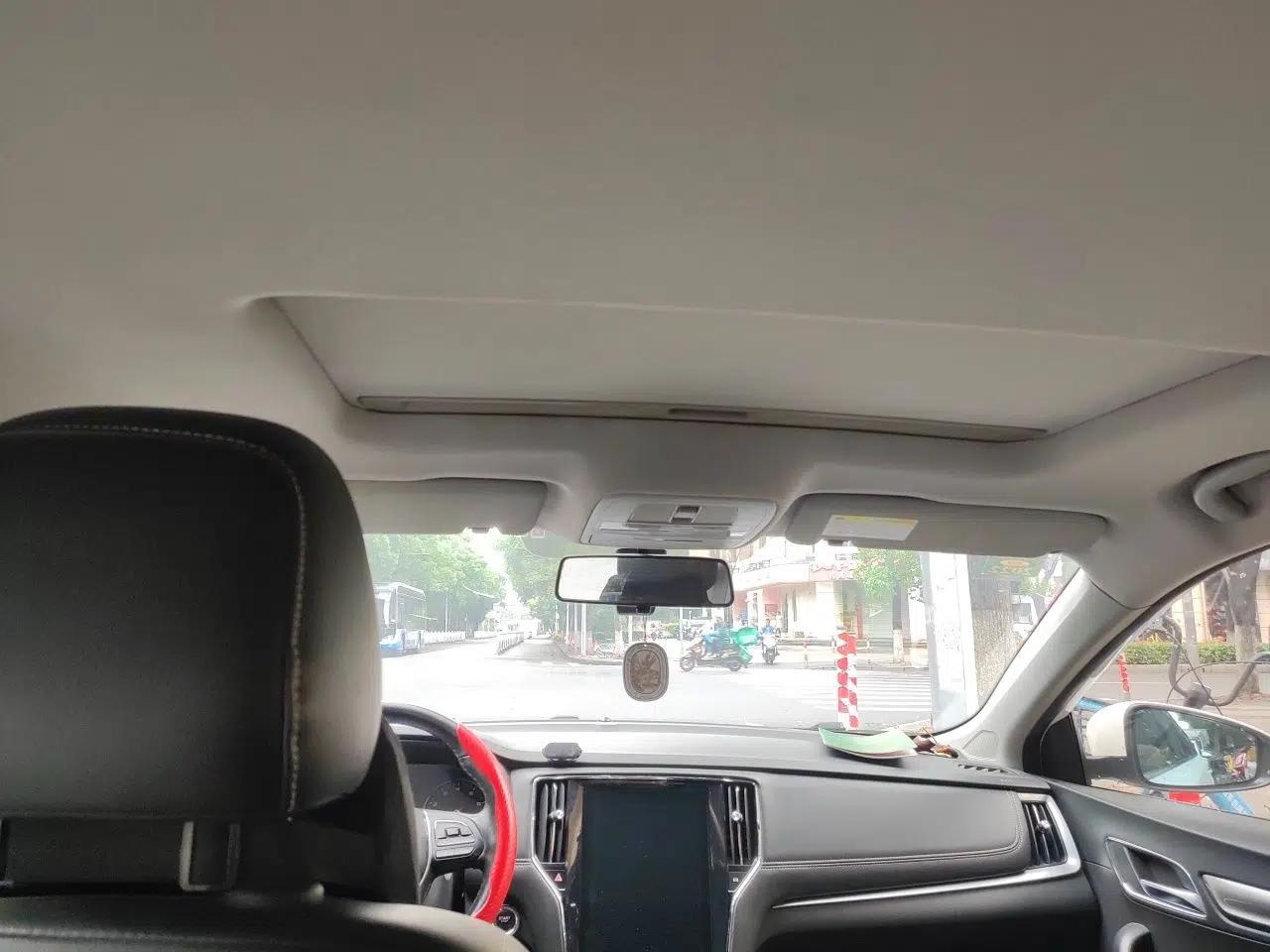 Roewe i6 2018 20T Automatic Internet Smart Edition — миниатюра 18