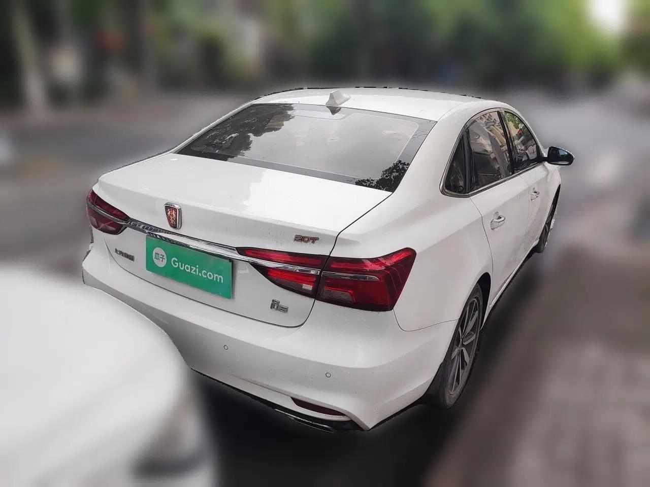 Roewe i6 2018 20T Automatic Internet Smart Edition — миниатюра 6
