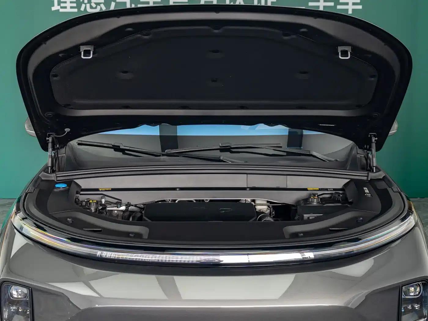 Li Auto L8 2025 Max Smart Renewal Edition — миниатюра 5