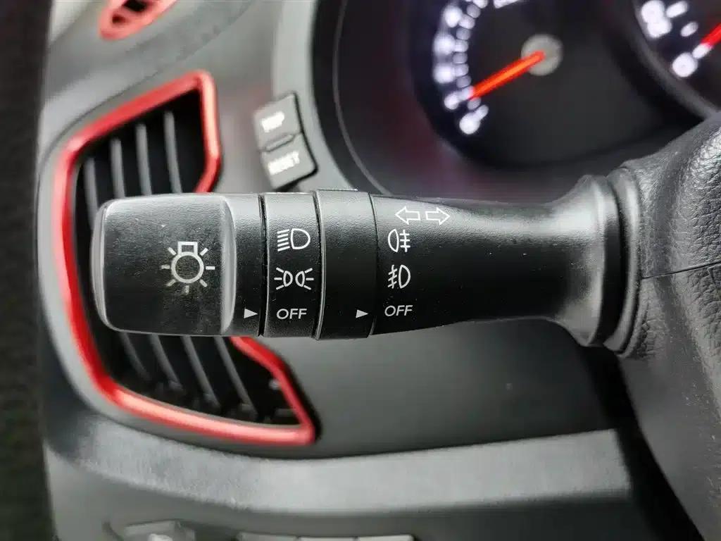 2014 Kia Sportage 2.0L Manual 2WD GL — миниатюра 21