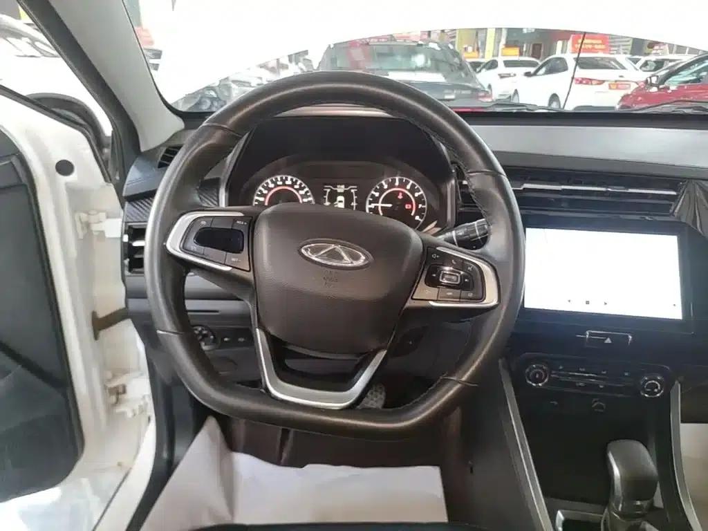 Chery Tiggo 3x 2021 PLUS 1.5L CVT Joyful Red Date Edition II — миниатюра 11