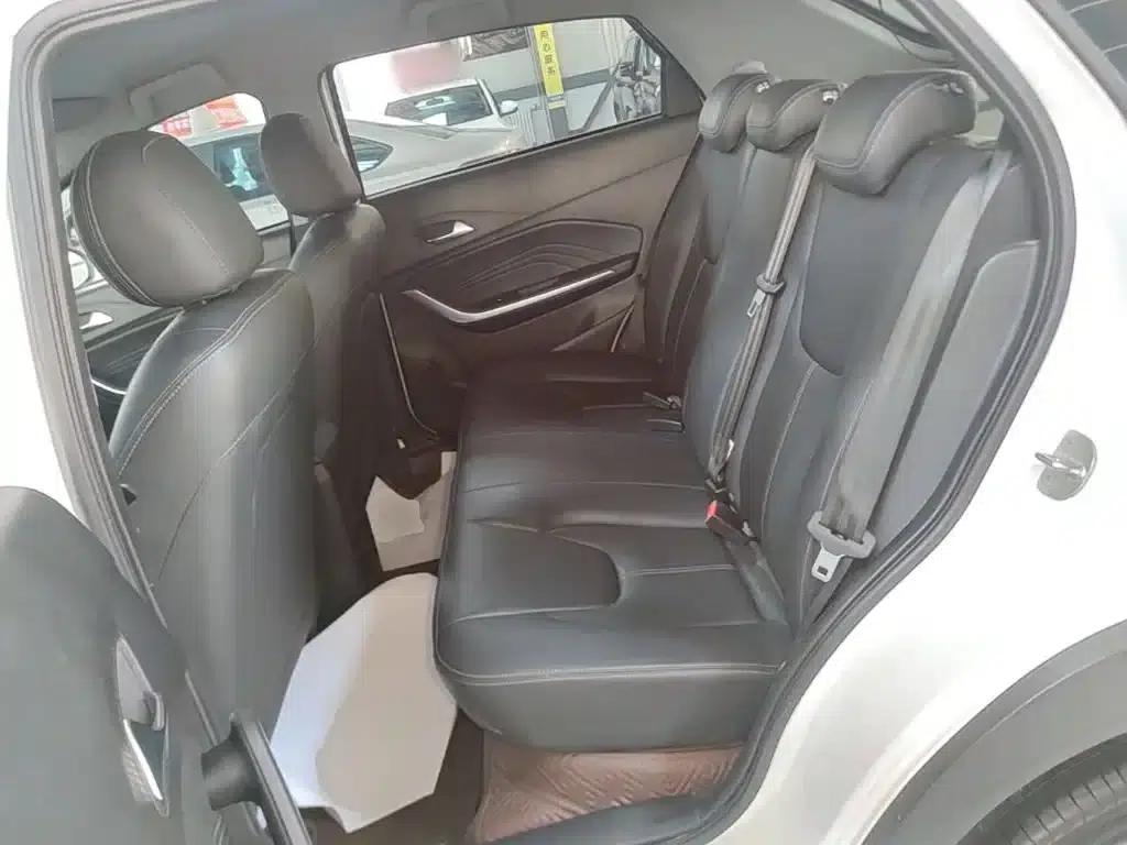 Chery Tiggo 3x 2021 PLUS 1.5L CVT Joyful Red Date Edition II — миниатюра 17
