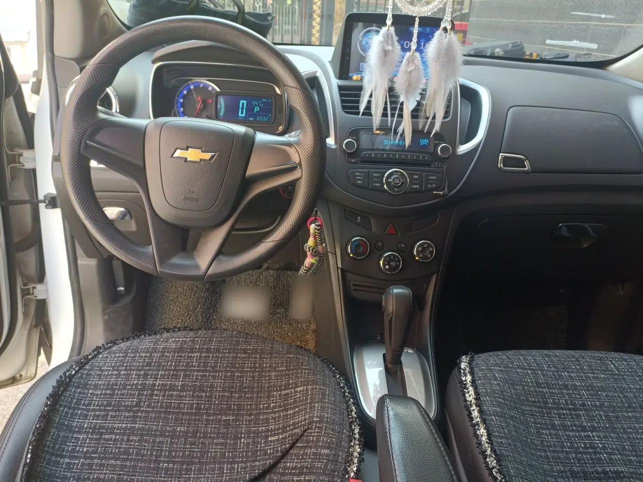 Chevrolet Trax 2016 1.4T Automatic Two-Wheel Drive Comfort Version with Sunroof — миниатюра 9