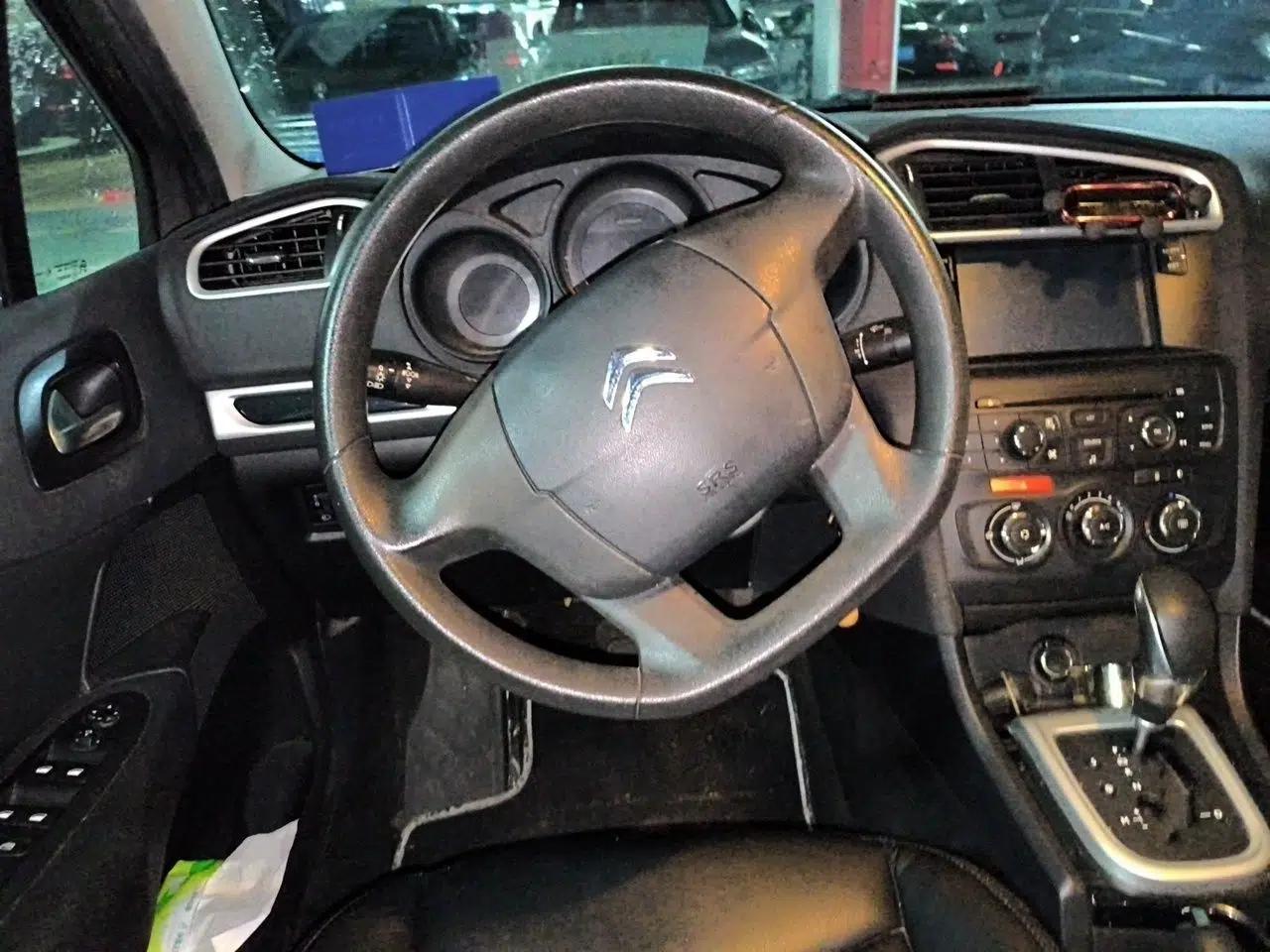 Citroen C4L 2013 1.8L Automatic Enjoyment Edition — миниатюра 10