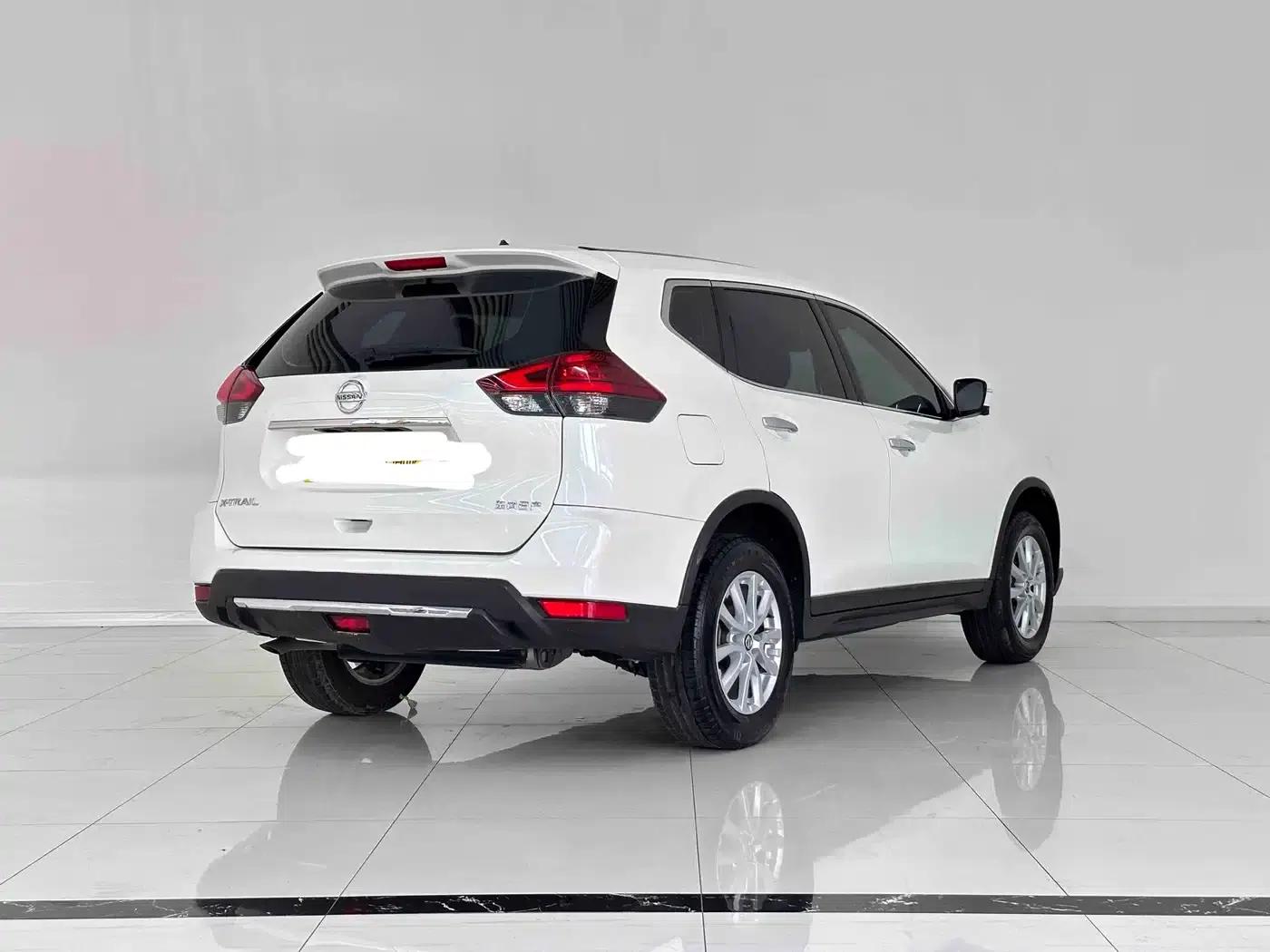 Nissan X-Trail 2023 Classic 2.0L 2WD Intelligent Comfort Edition — миниатюра 3