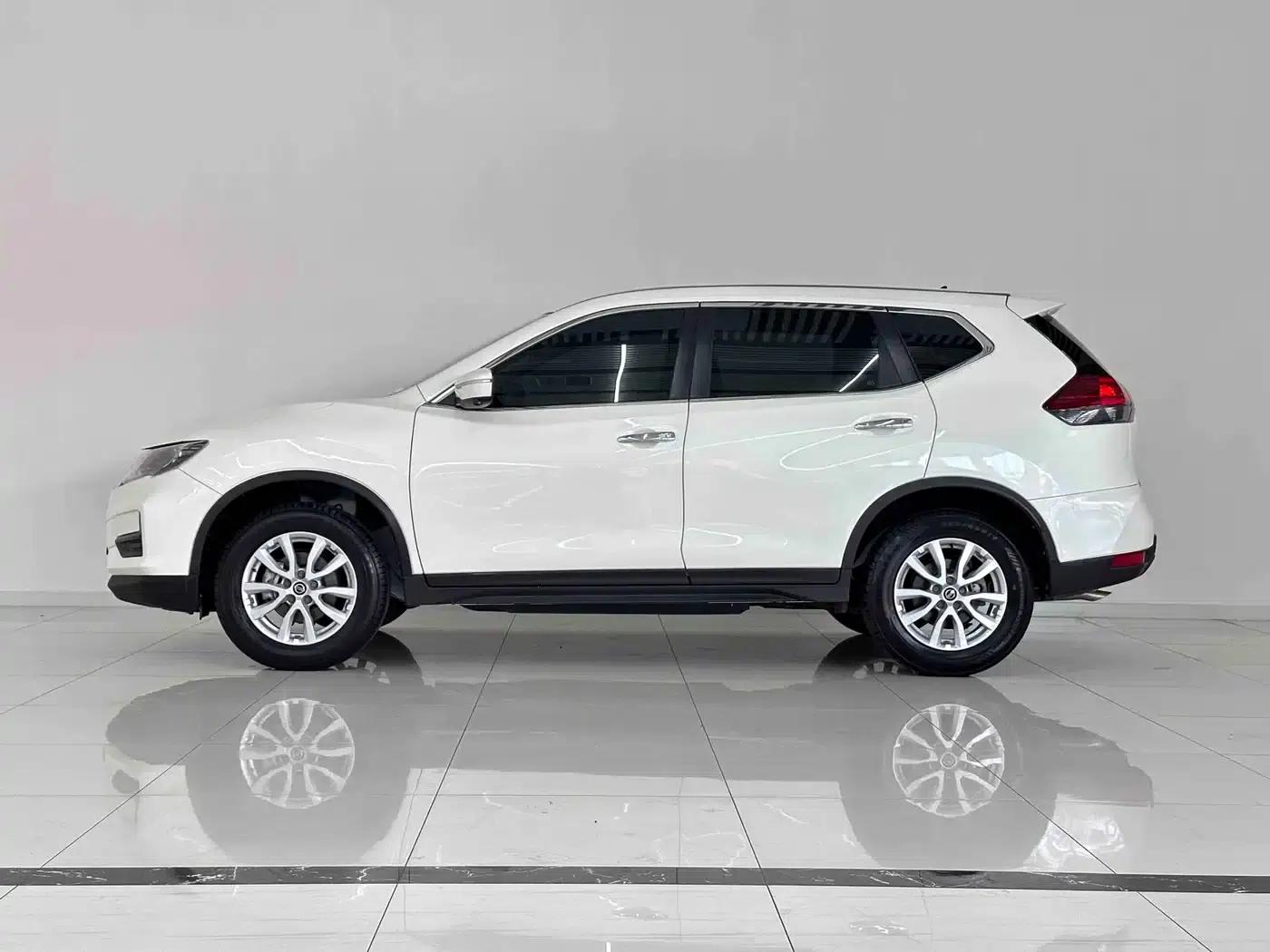 Nissan X-Trail 2023 Classic 2.0L 2WD Intelligent Comfort Edition — миниатюра 5