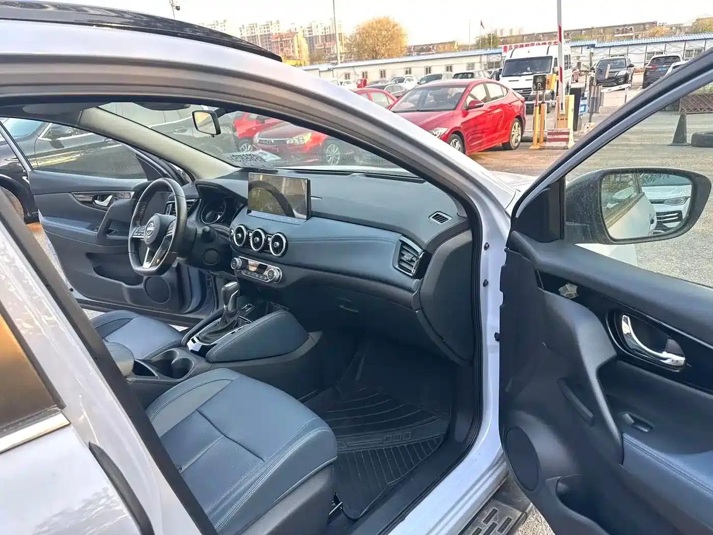 Nissan Qashqai 2025 Facelift Honor 2.0L CVT XV+ Leading Edition — миниатюра 14