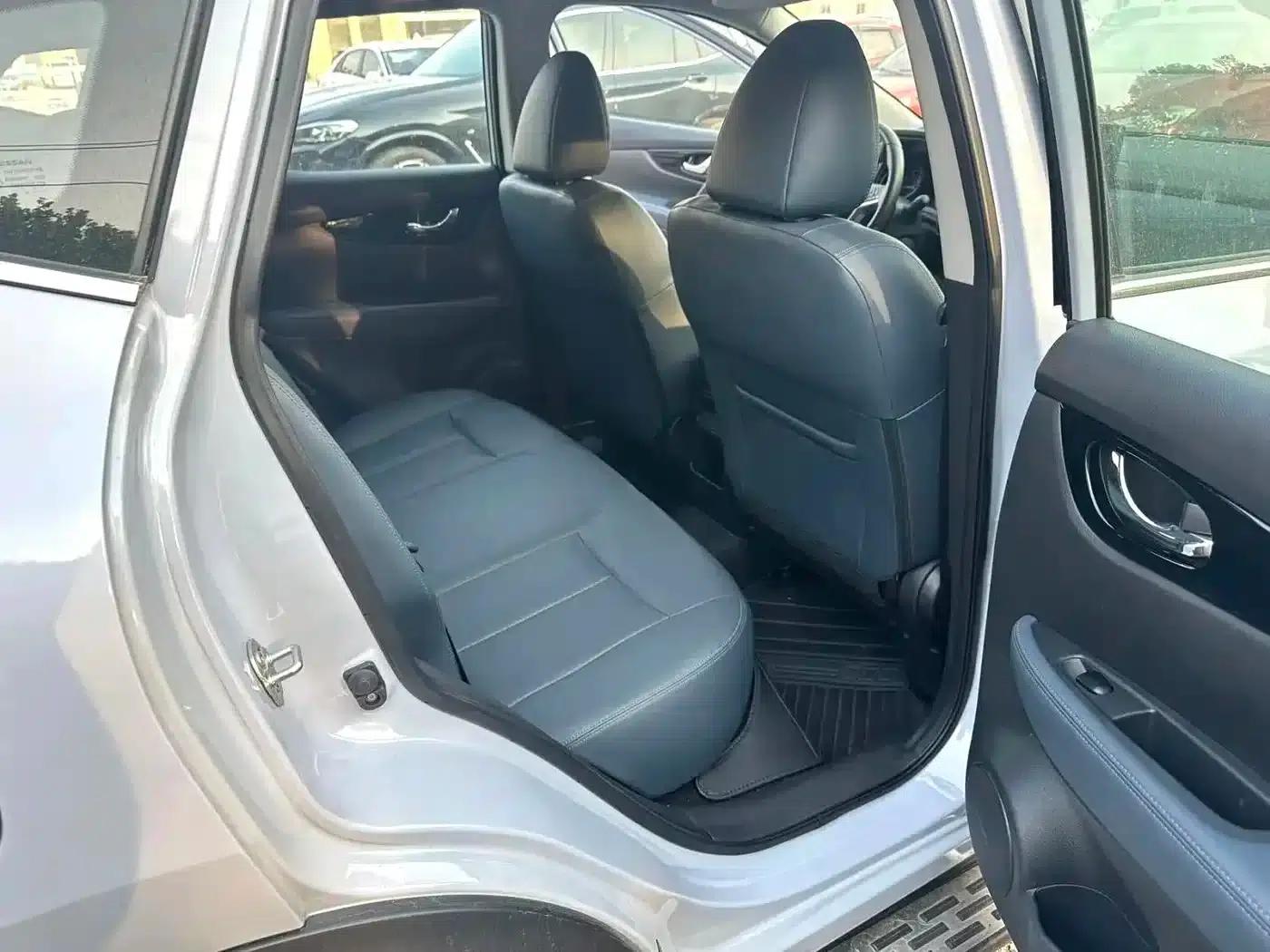 Nissan Qashqai 2025 Facelift Honor 2.0L CVT XV+ Leading Edition — миниатюра 3