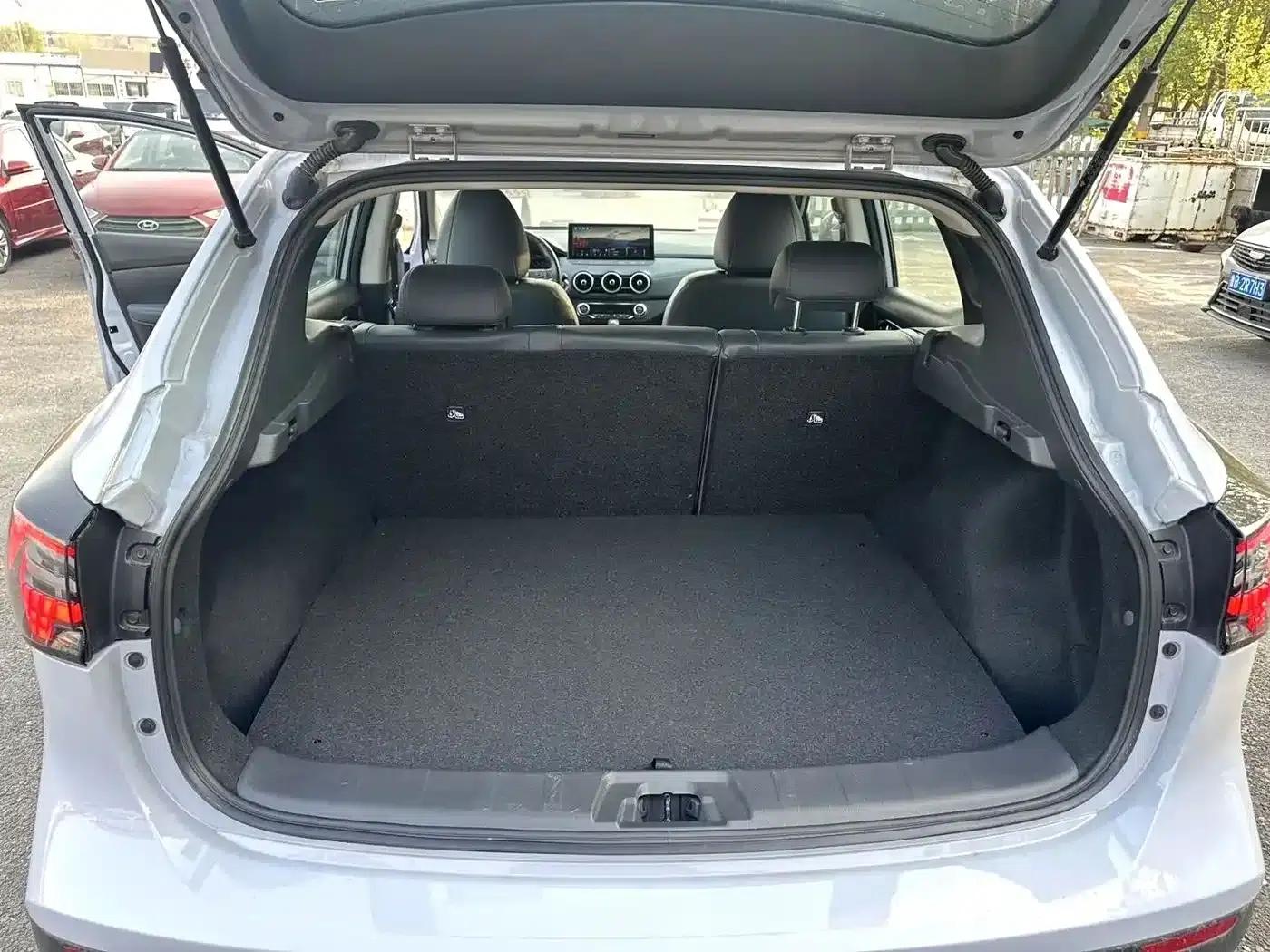 Nissan Qashqai 2025 Facelift Honor 2.0L CVT XV+ Leading Edition — миниатюра 4