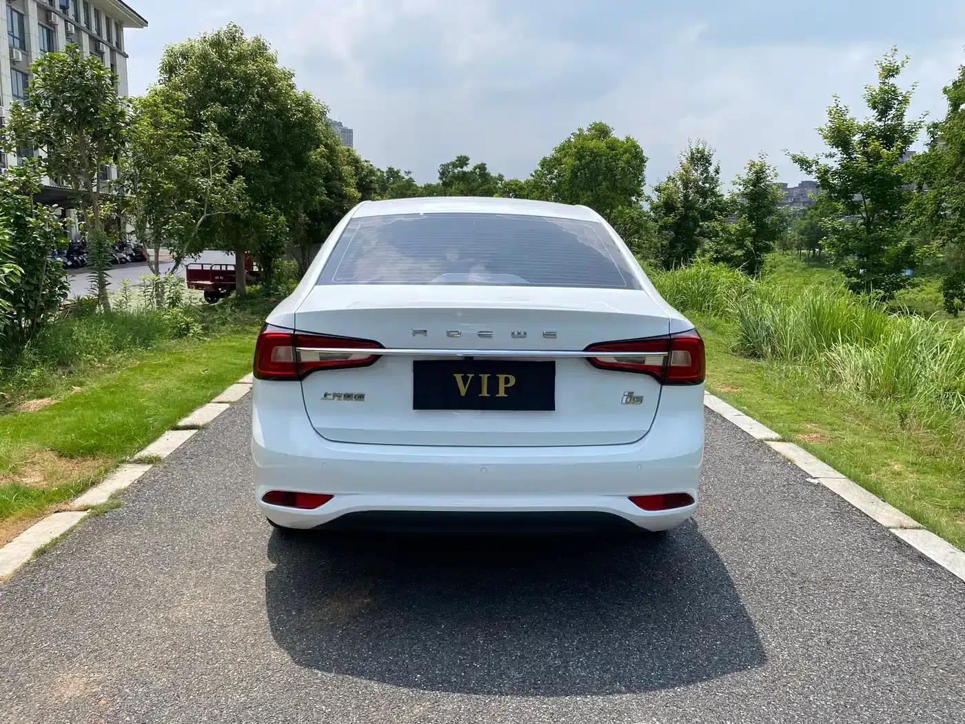 Roewe i5 2019 1.5L Automatic 4G Connected Langhao Edition — миниатюра 6