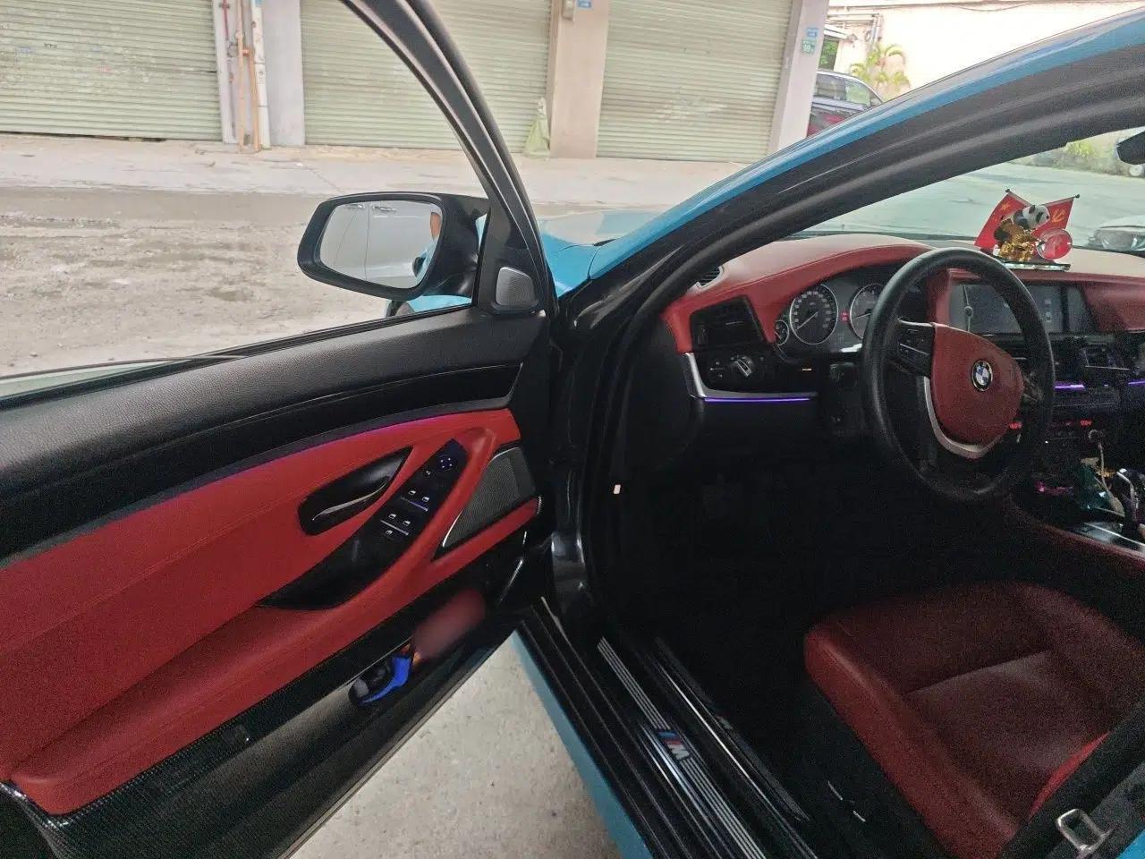 BMW 5 Series 2011 523Li Luxury Model — миниатюра 16