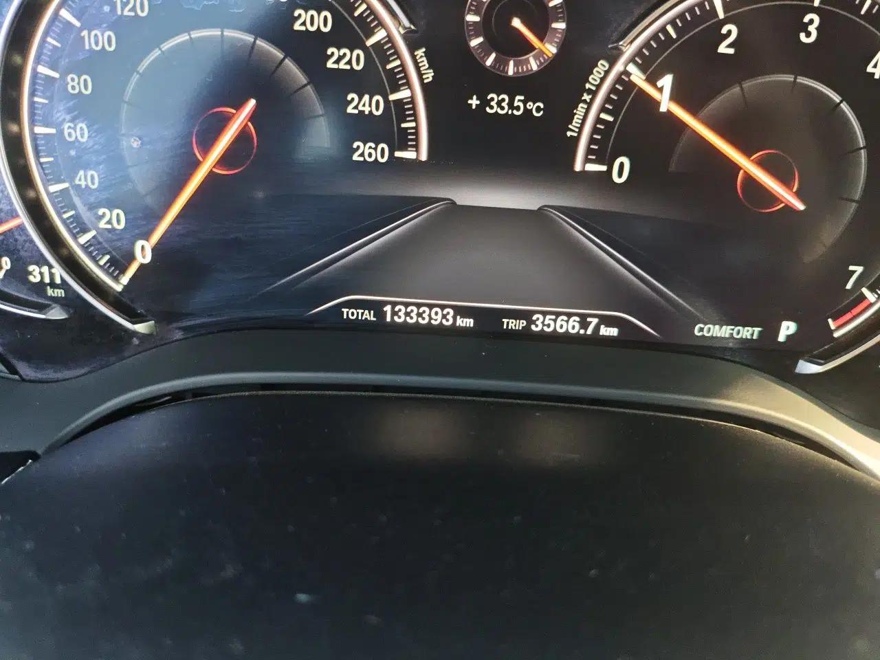 BMW 5 Series 2018 530Li Leading Edition Luxury Package — миниатюра 12