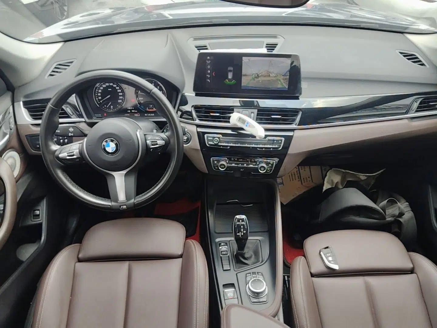 BMW X1 2021 sDrive25Li Leading Model — миниатюра 12