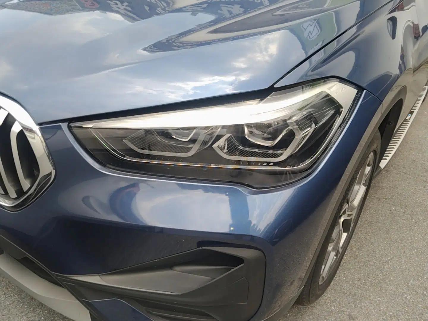 BMW X1 2021 sDrive25Li Leading Model — миниатюра 8