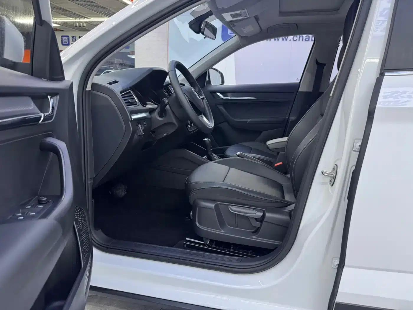Kamiq 2023 1.5L Automatic Comfort Edition — миниатюра 4