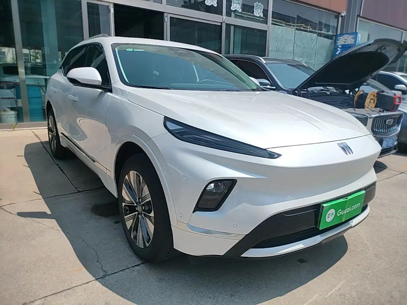 Buick E5 2025 Model 620KM Prestige Edition — миниатюра 3