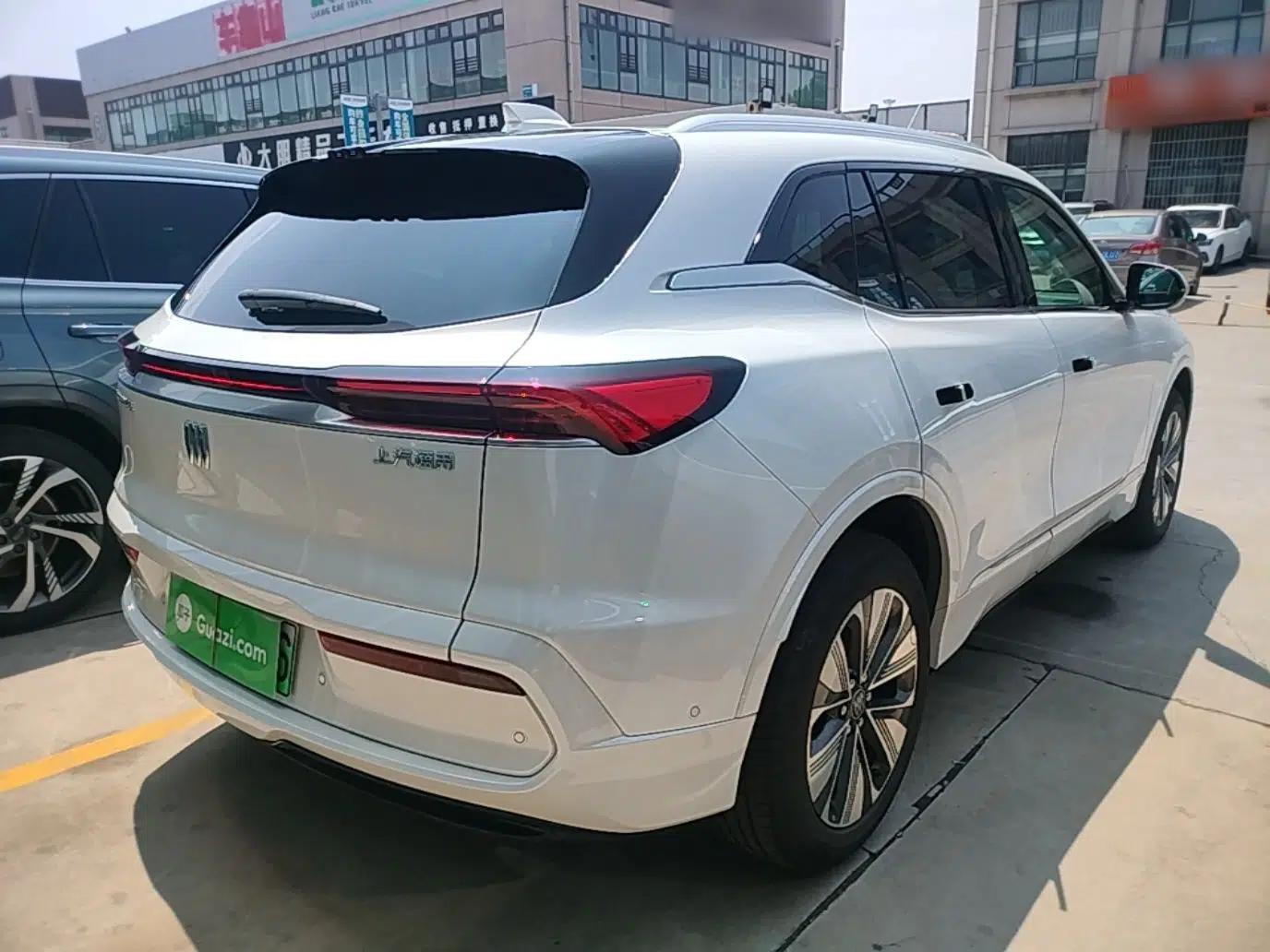 Buick E5 2025 Model 620KM Prestige Edition — миниатюра 6