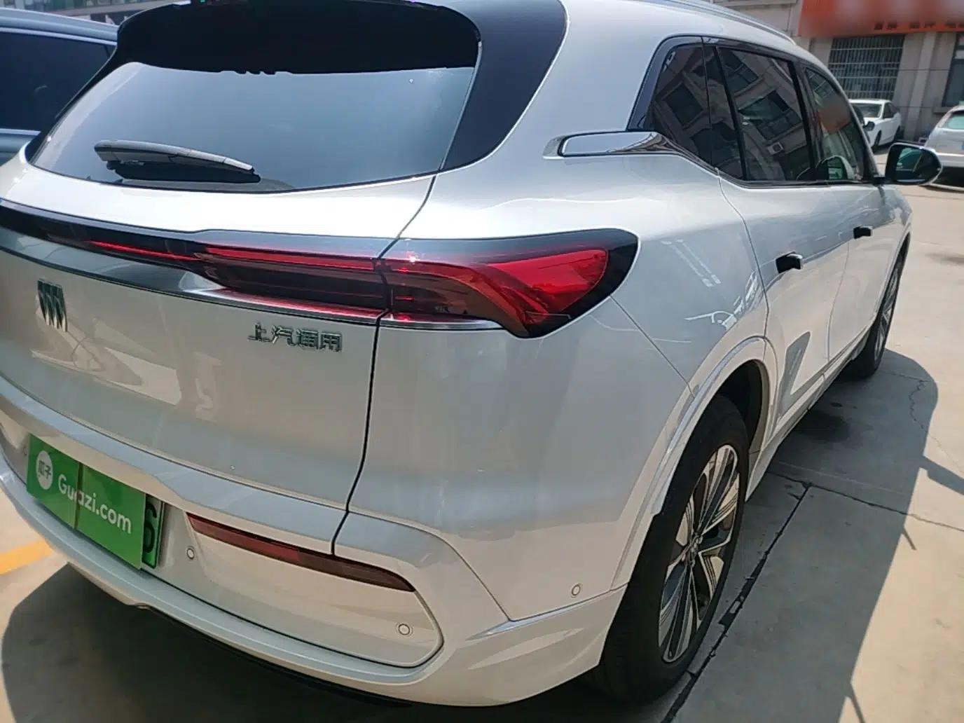 Buick E5 2025 Model 620KM Prestige Edition — миниатюра 9