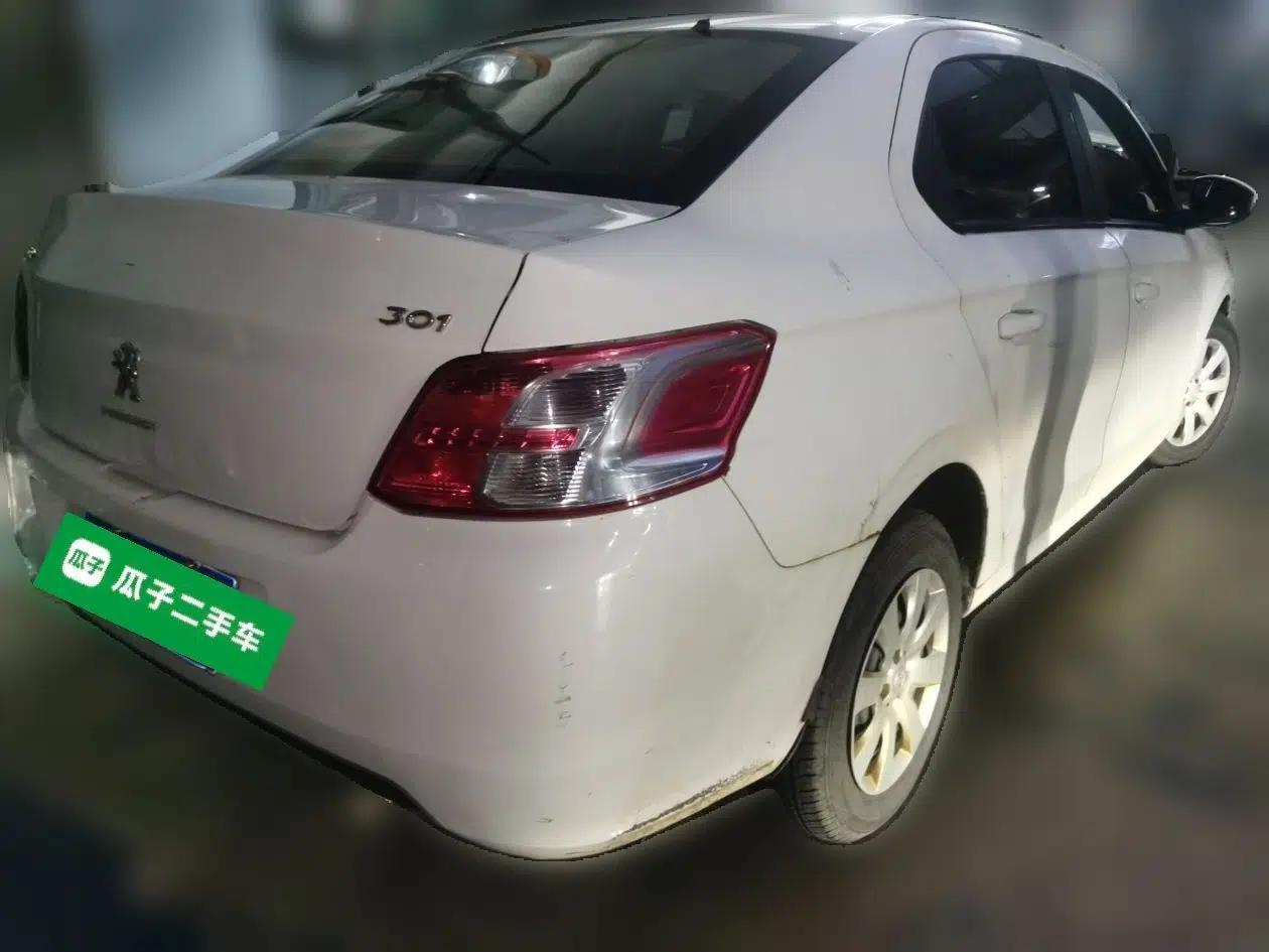 Peugeot 301 2014 1.6L Manual Comfort Edition — миниатюра 6