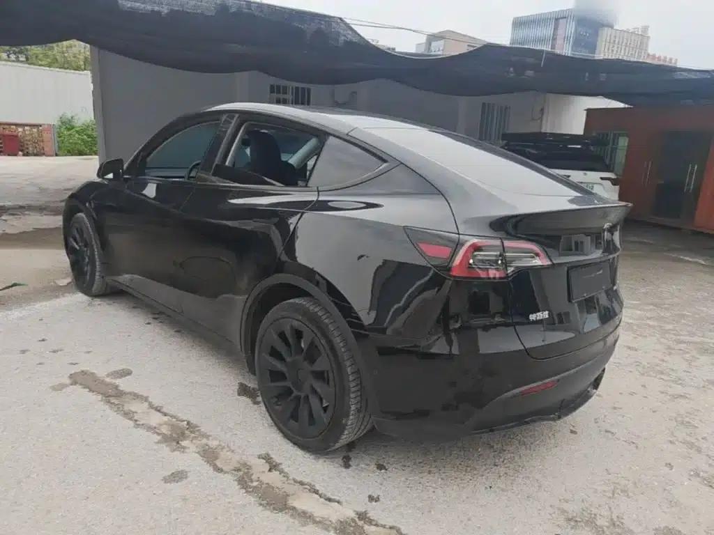Model Y 2022 Long Range All-Wheel Drive — миниатюра 5