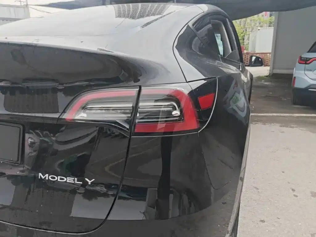 Model Y 2022 Long Range All-Wheel Drive — миниатюра 8