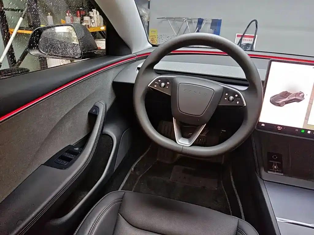 Model 3 2025 Rear-Wheel Drive — миниатюра 11