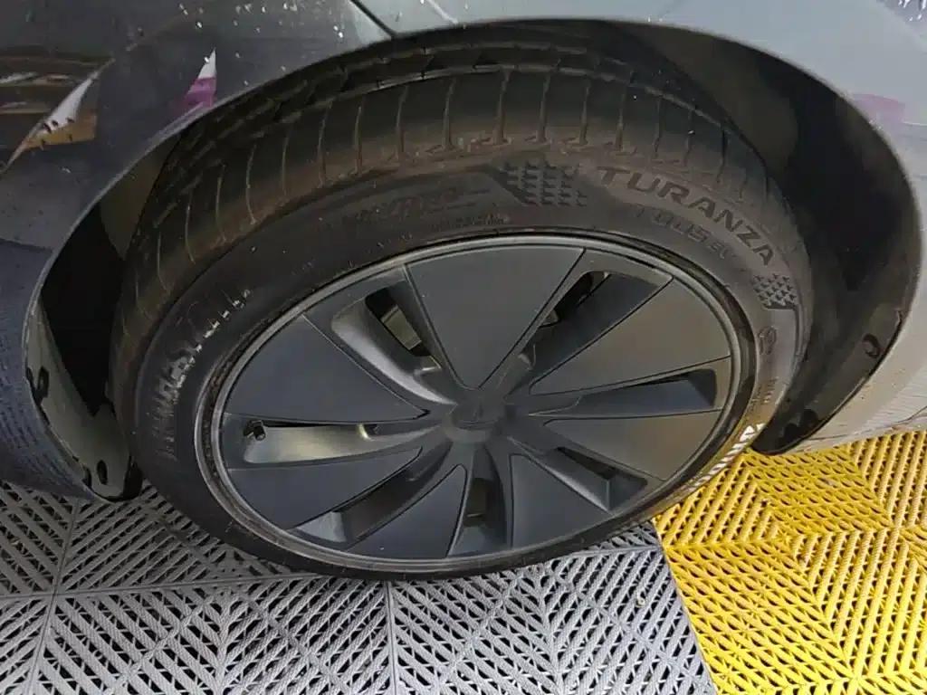 Model 3 2025 Rear-Wheel Drive — миниатюра 23