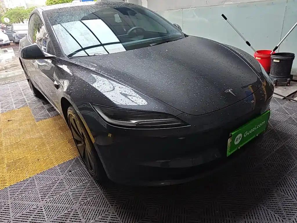 Model 3 2025 Rear-Wheel Drive — миниатюра 4