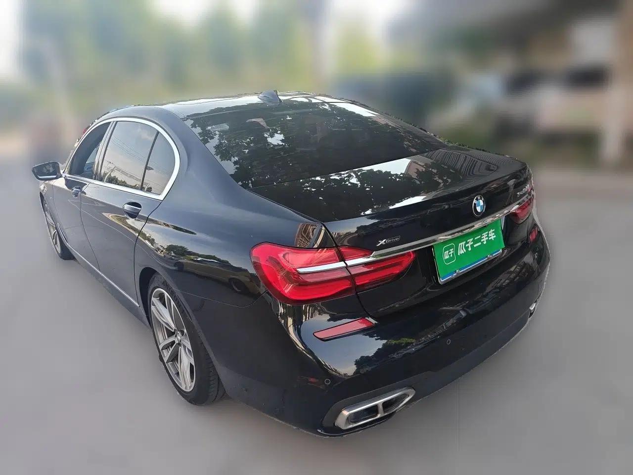 BMW 7 Series 2018 730Li Leading Model Excellence Package — миниатюра 4