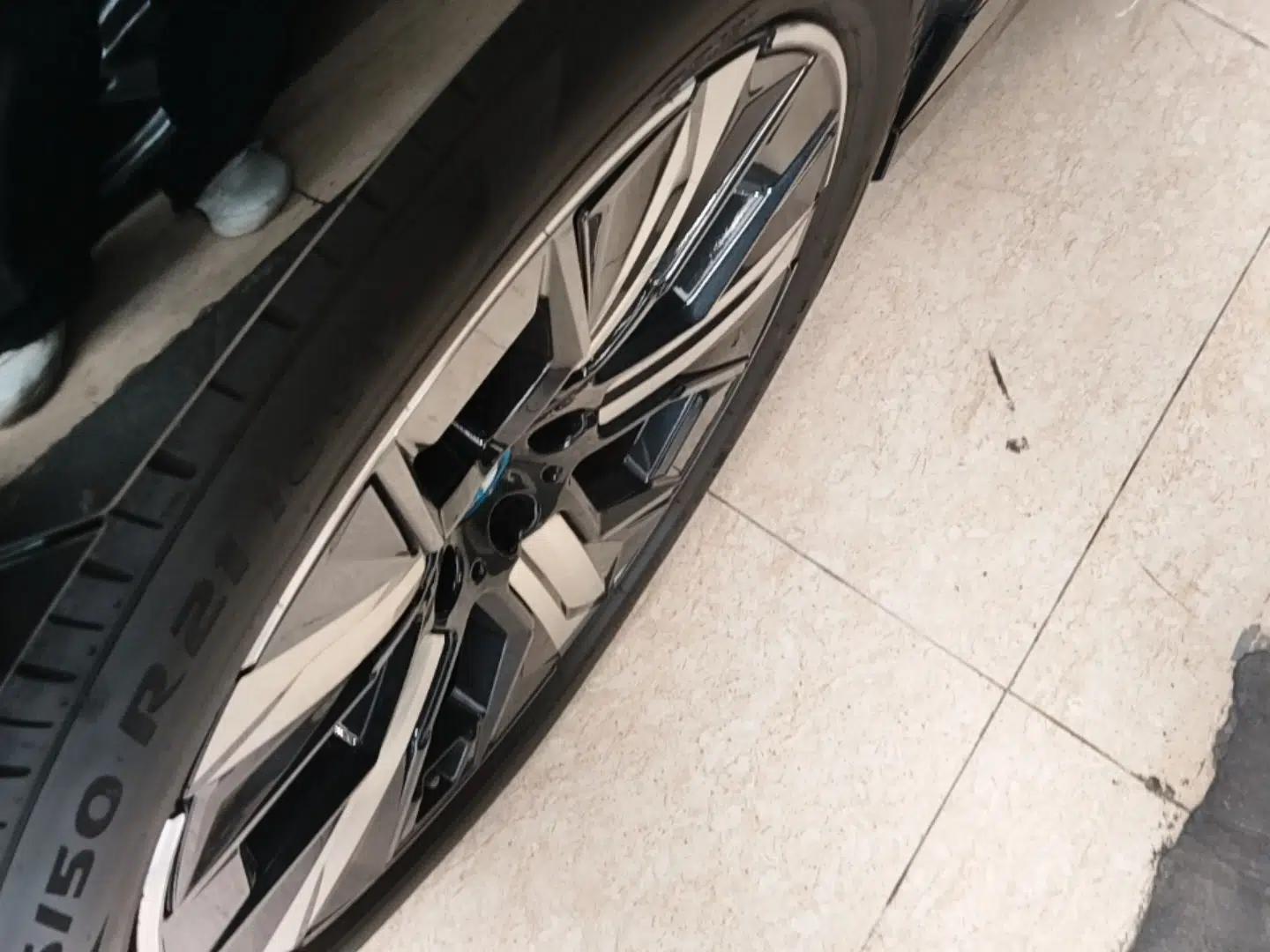 BMW iX 2022 xDrive40 — миниатюра 12