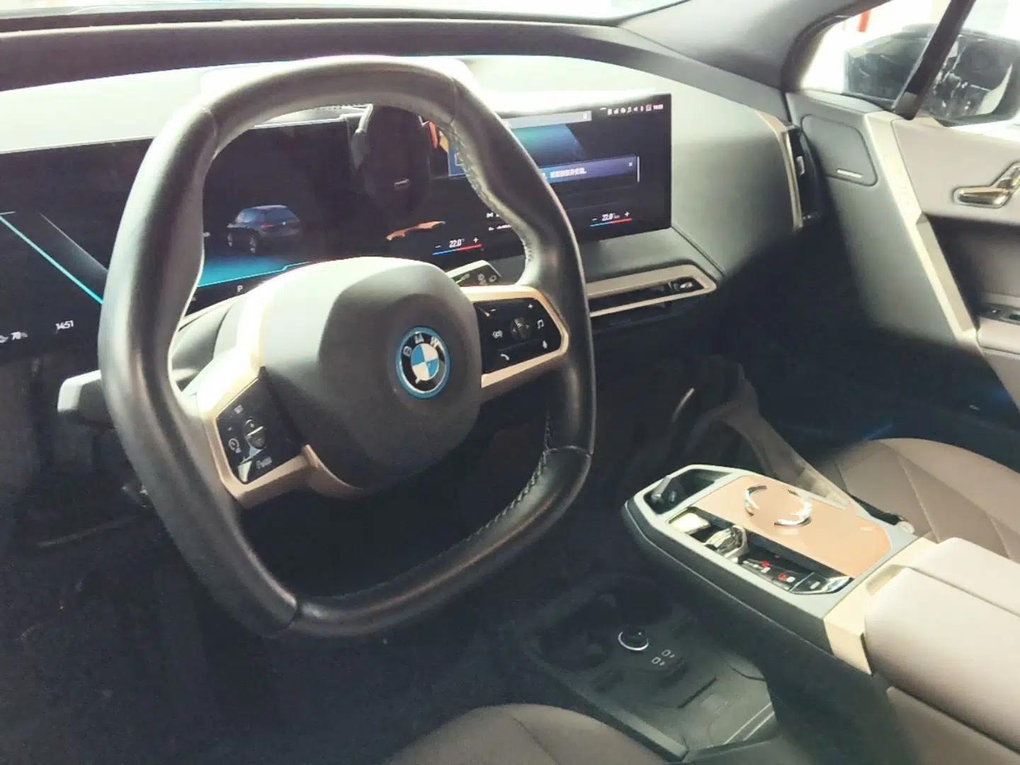 BMW iX 2022 xDrive40 — миниатюра 20