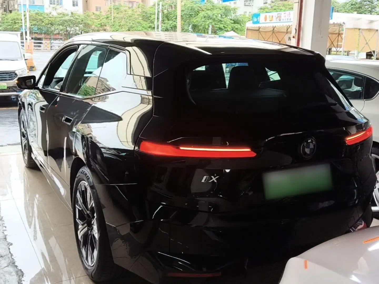 BMW iX 2022 xDrive40 — миниатюра 4