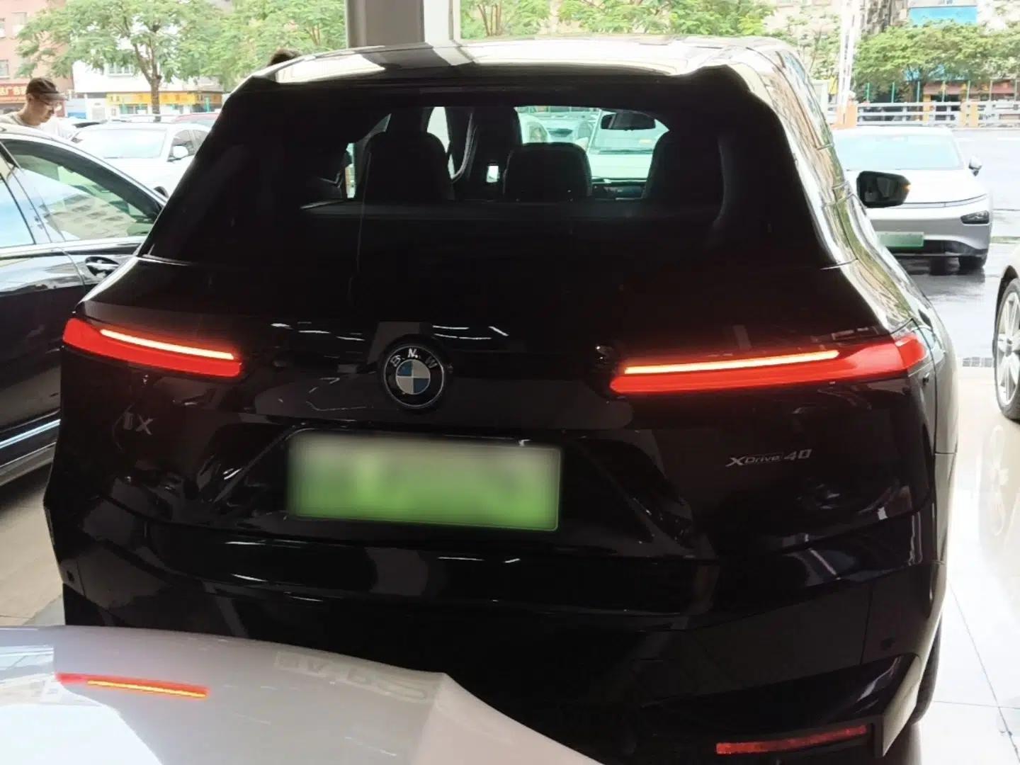 BMW iX 2022 xDrive40 — миниатюра 5