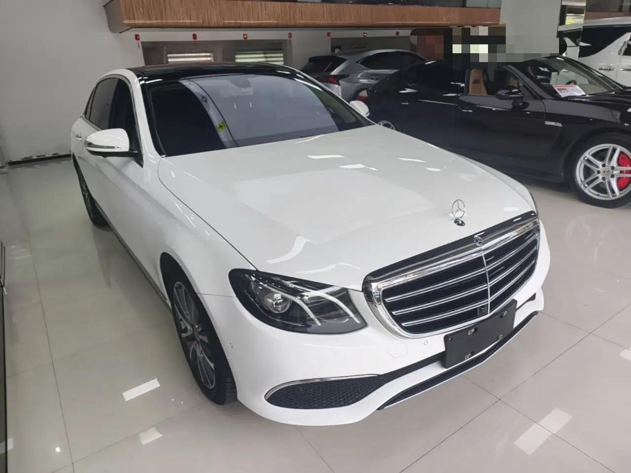 Mercedes-Benz E-Class 2018 Facelift E 300 L Luxury Edition — миниатюра 3