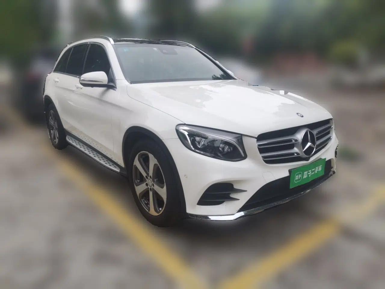 Mercedes-Benz GLC 2017 GLC 300 4MATIC Sport Edition — миниатюра 3