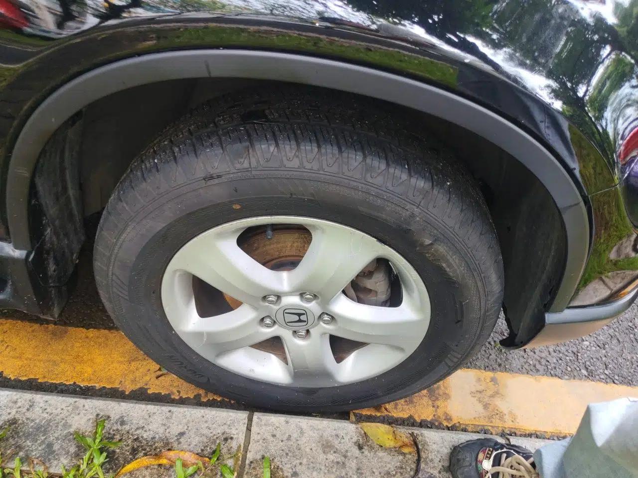 Honda CR-V 2010 2.0L automatic two-wheel drive urban version — миниатюра 8