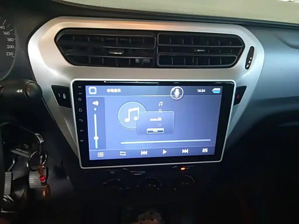 2014 Citroën Elysee 1.6L Manual Fashion Edition — миниатюра 13