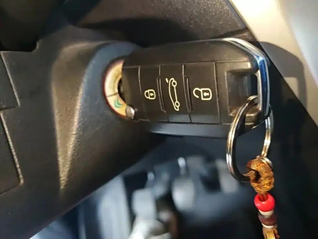 2014 Citroën Elysee 1.6L Manual Fashion Edition — миниатюра 9