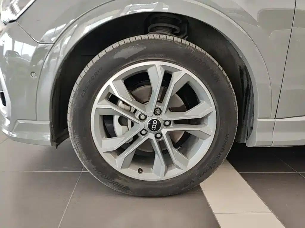 Audi Q3 2024 40 TFSI Fashion Dynamic — миниатюра 23