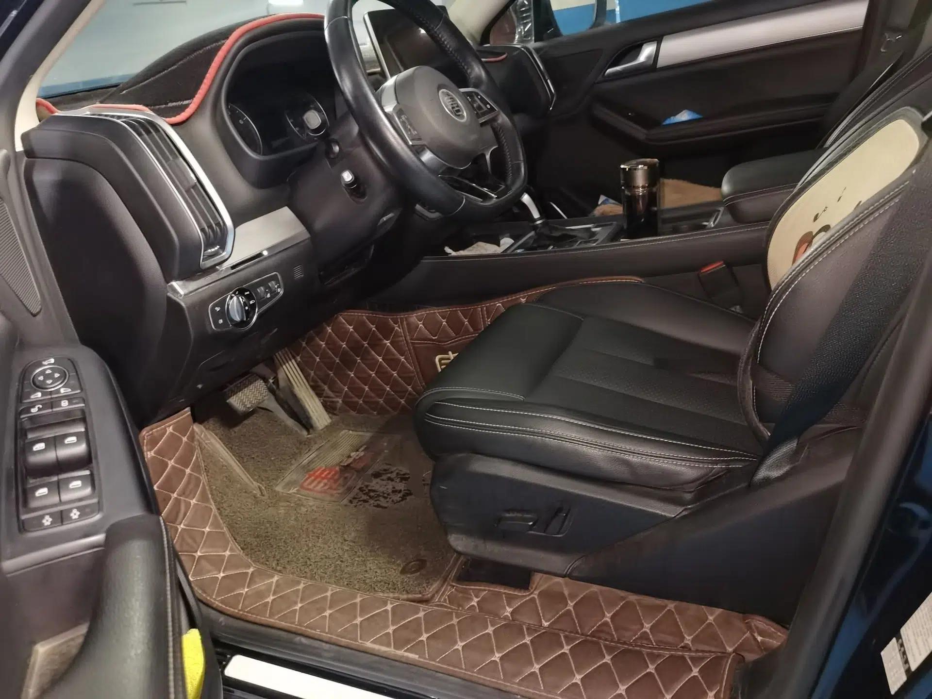 BYD Tang 2018 2.0T Automatic Smart Connect Prestige 7-Seater China V Standard — миниатюра 16
