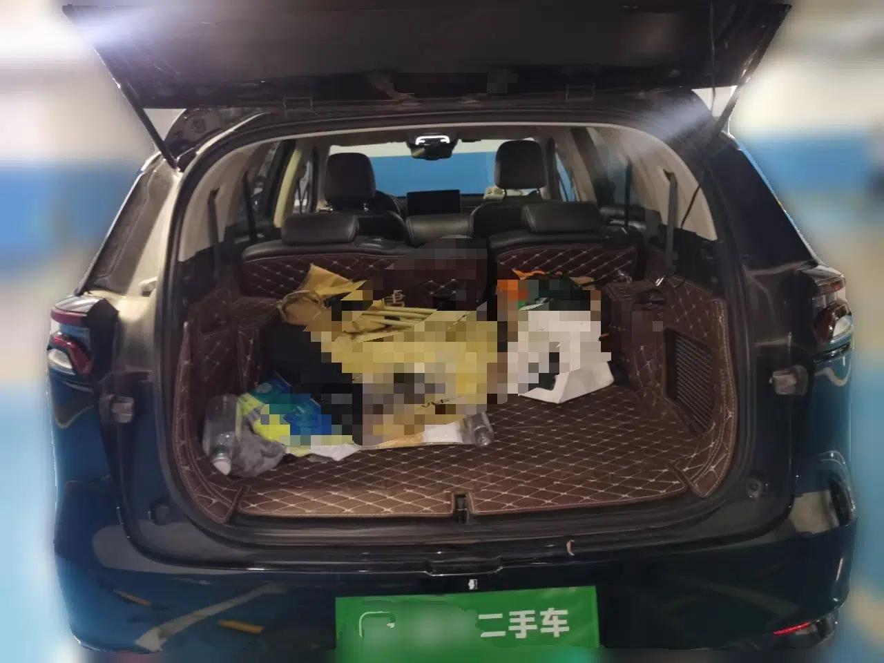 BYD Tang 2018 2.0T Automatic Smart Connect Prestige 7-Seater China V Standard — миниатюра 19