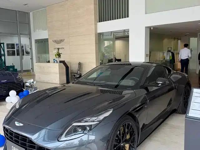 Aston Martin DB12 2025 4.0T V8 Coupe
